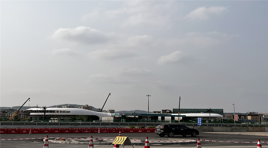 深圳沙田服務(wù)區(qū)GRC幕墻板項目 深圳沙田服務(wù)區(qū)GRC幕墻板項目