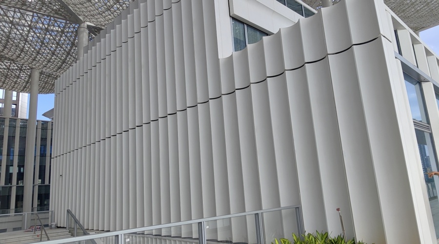 珠海九州灣大型UHPC外墻掛板項(xiàng)目 珠海九州灣大型UHPC外墻掛板項(xiàng)目